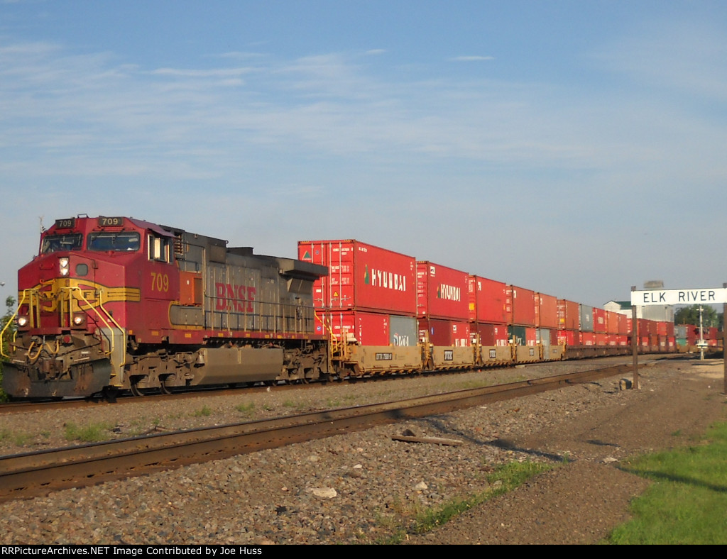 BNSF 709 East